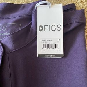 Rafaela™ Oversized Scrub Top in Purple